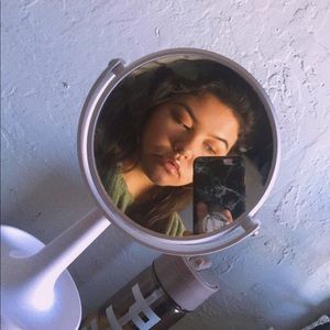 Meet your Posher, Sage